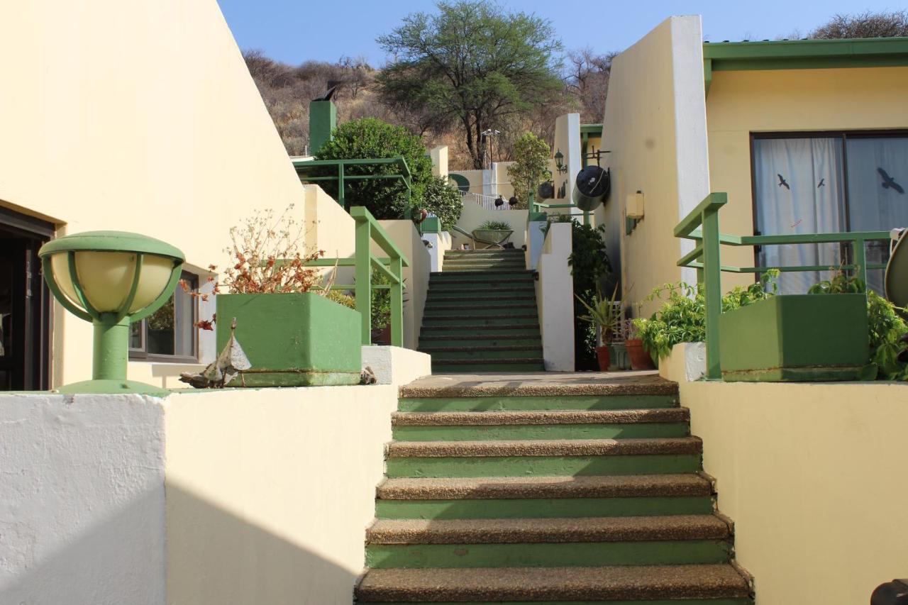 Onganga Hotel Pension Windhoek Kültér fotó