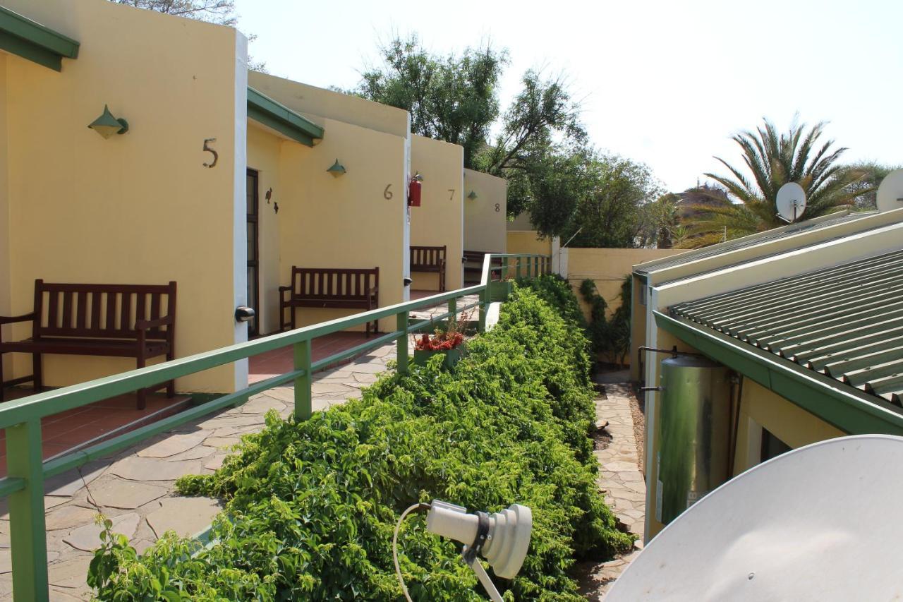 Onganga Hotel Pension Windhoek Kültér fotó